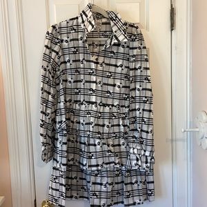 Anya Ruffle Mini Dress 
White/Black Blossom Check 
Baum und Pferdgarten